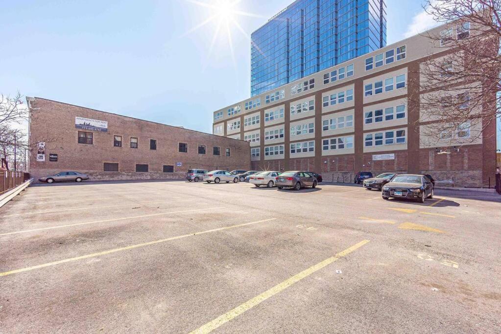 Mccormick Place 2B/2B With Optional Parking And Gym For Up To 6 Guests Chicago Exterior foto